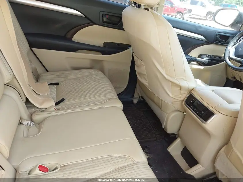 2015 TOYOTA HIGHLANDER LE PLUS V6