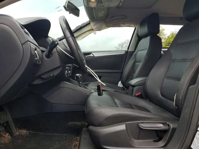 2012 VOLKSWAGEN JETTA SEL  