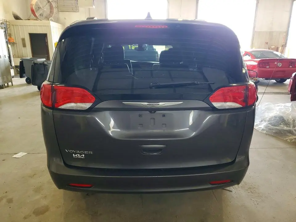 2021 CHRYSLER VOYAGER LXI  
