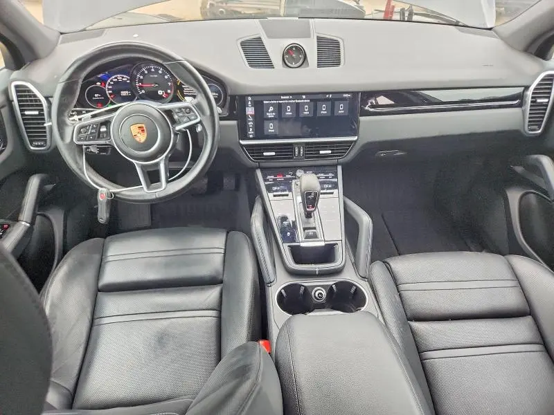 2019 PORSCHE CAYENNE   