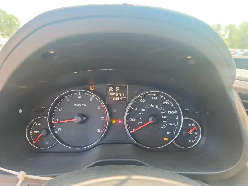 2013 SUBARU OUTBACK 2.5I PREMIUM  