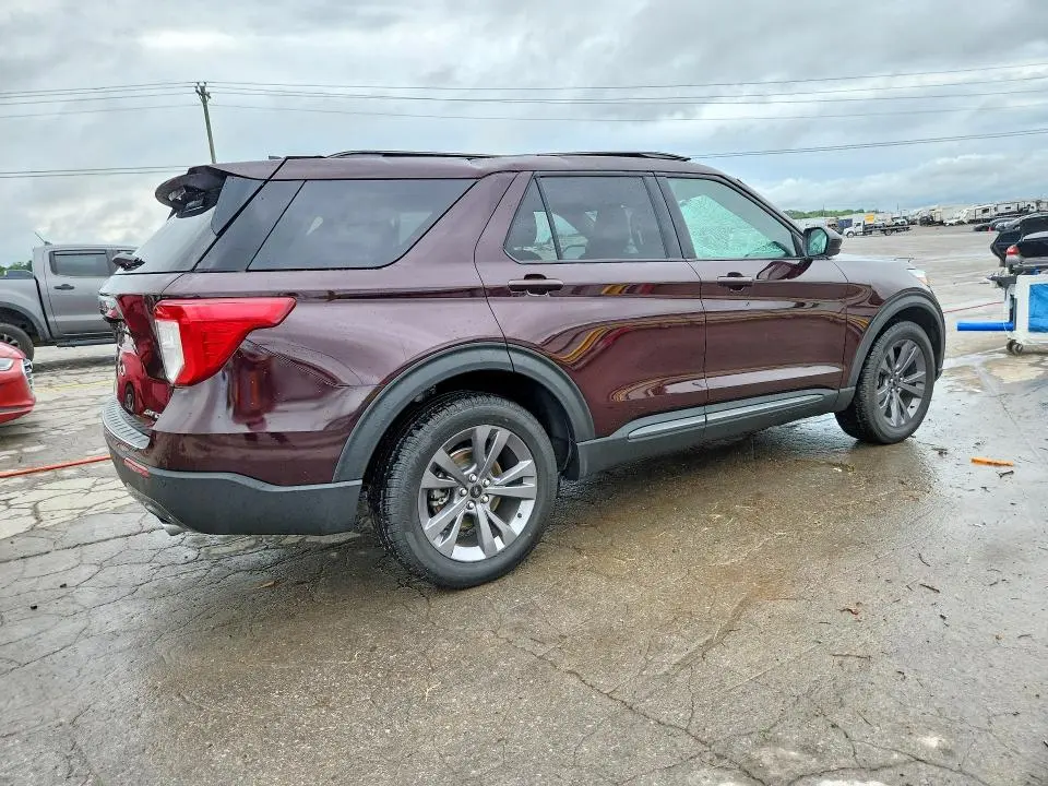 2023 FORD EXPLORER XLT  