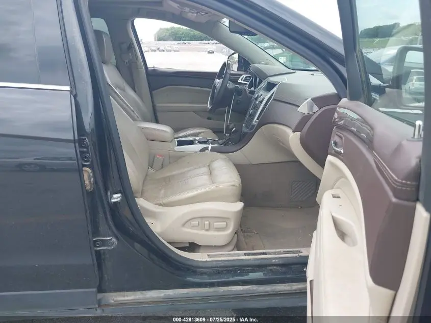 2011 CADILLAC SRX PERFORMANCE COLLECTION