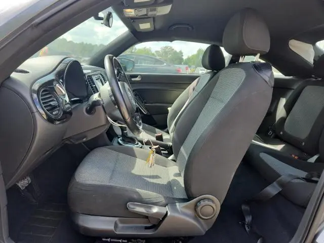 2018 VOLKSWAGEN BEETLE S  