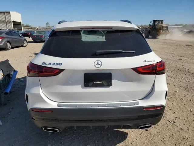 2023 MERCEDES-BENZ GLA 250 4MATIC  