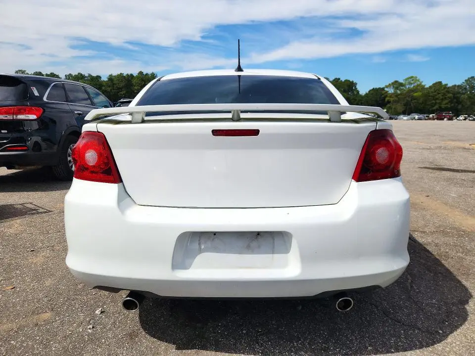 2011 DODGE AVENGER MAINSTREET  