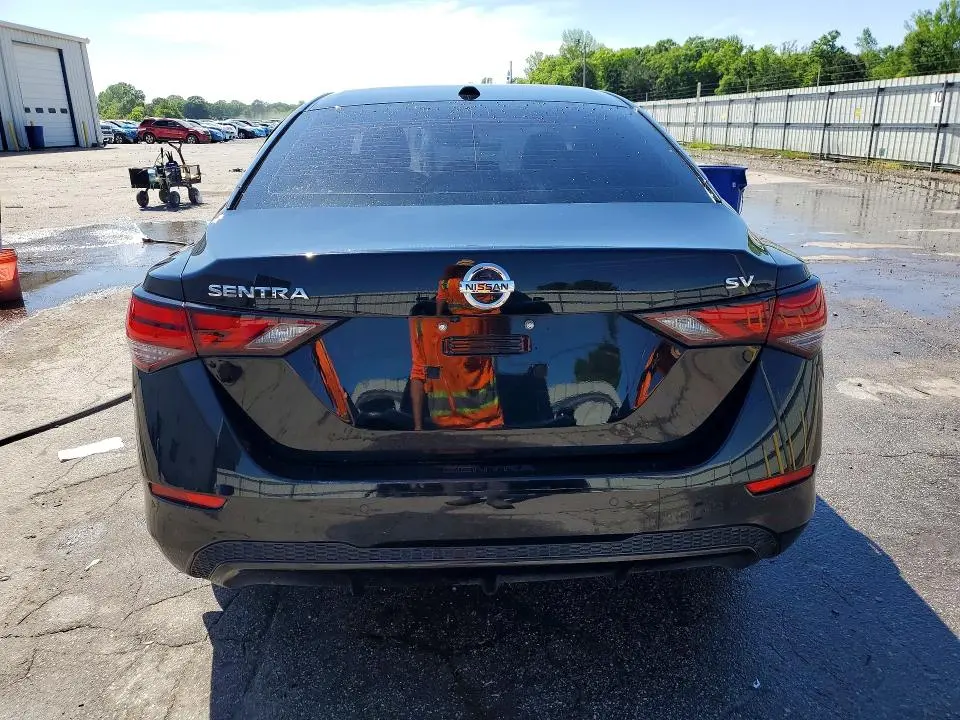 2023 NISSAN SENTRA SV  