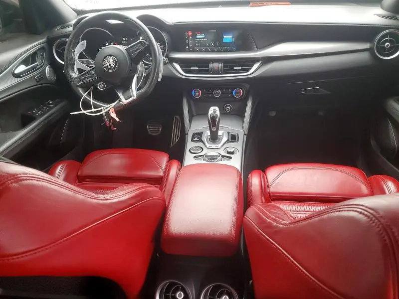2022 ALFA ROMEO STELVIO TI  