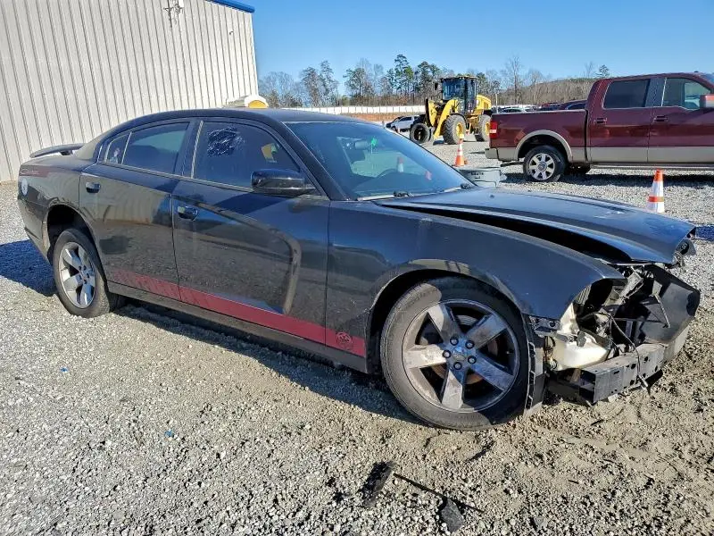 2012 DODGE CHARGER SE  