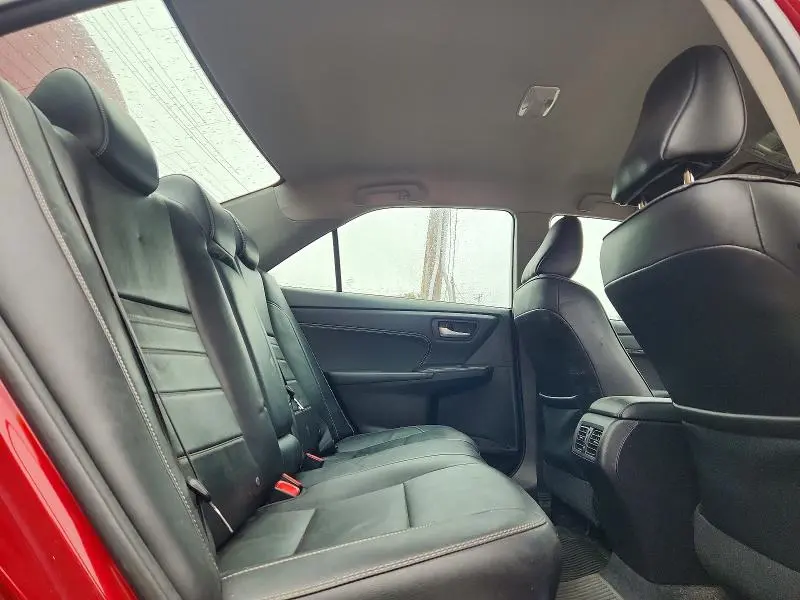 2017 TOYOTA CAMRY XLE  