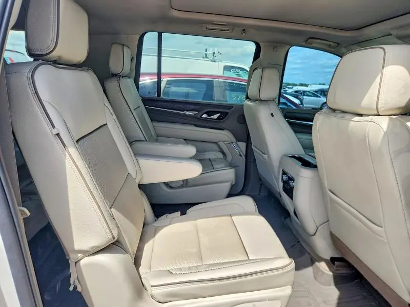 2022 GMC YUKON XL DENALI  