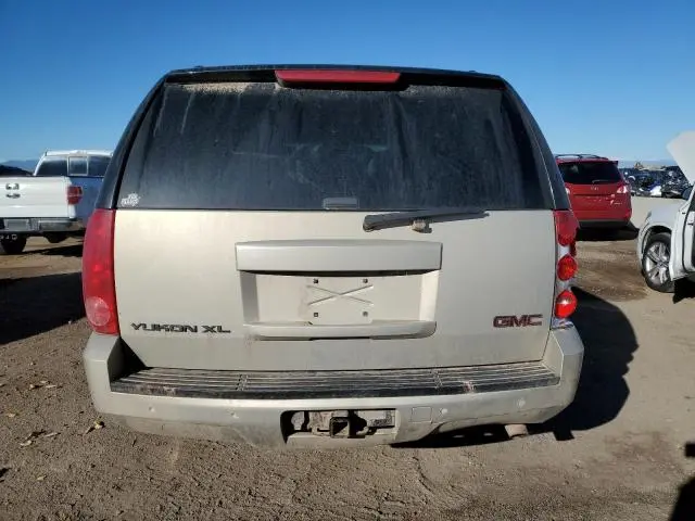 2010 GMC YUKON XL K2500 SLT  
