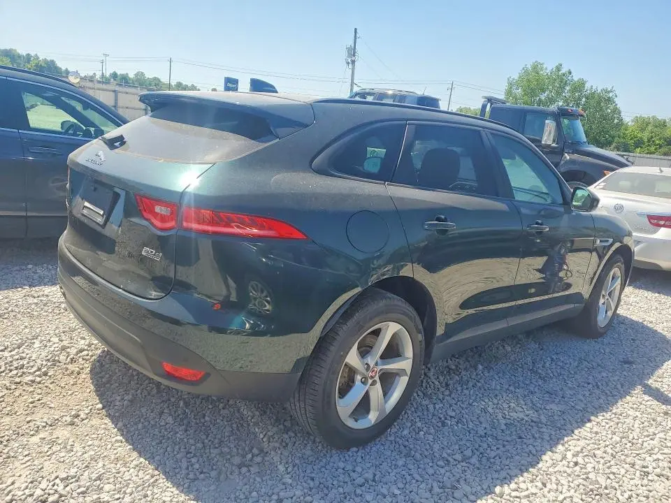 2017 JAGU F-PACE PRE   