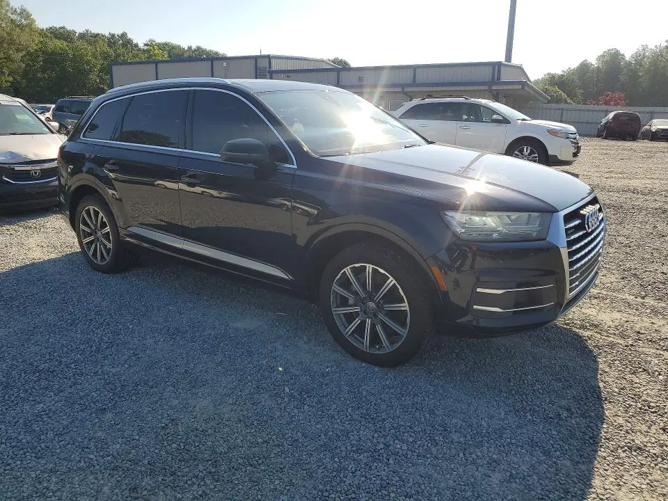 2017 AUDI Q7 PRESTIGE  