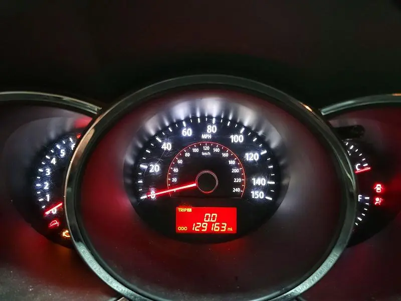 2011 KIA SORENTO LX  