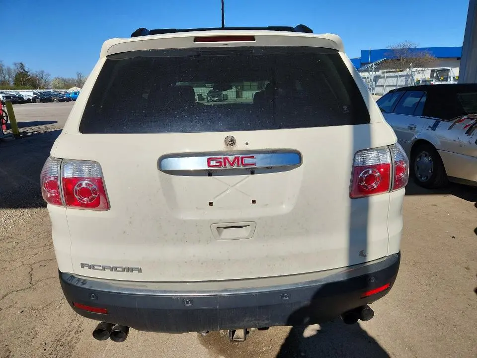 2012 GMC ACADIA SLT-2  