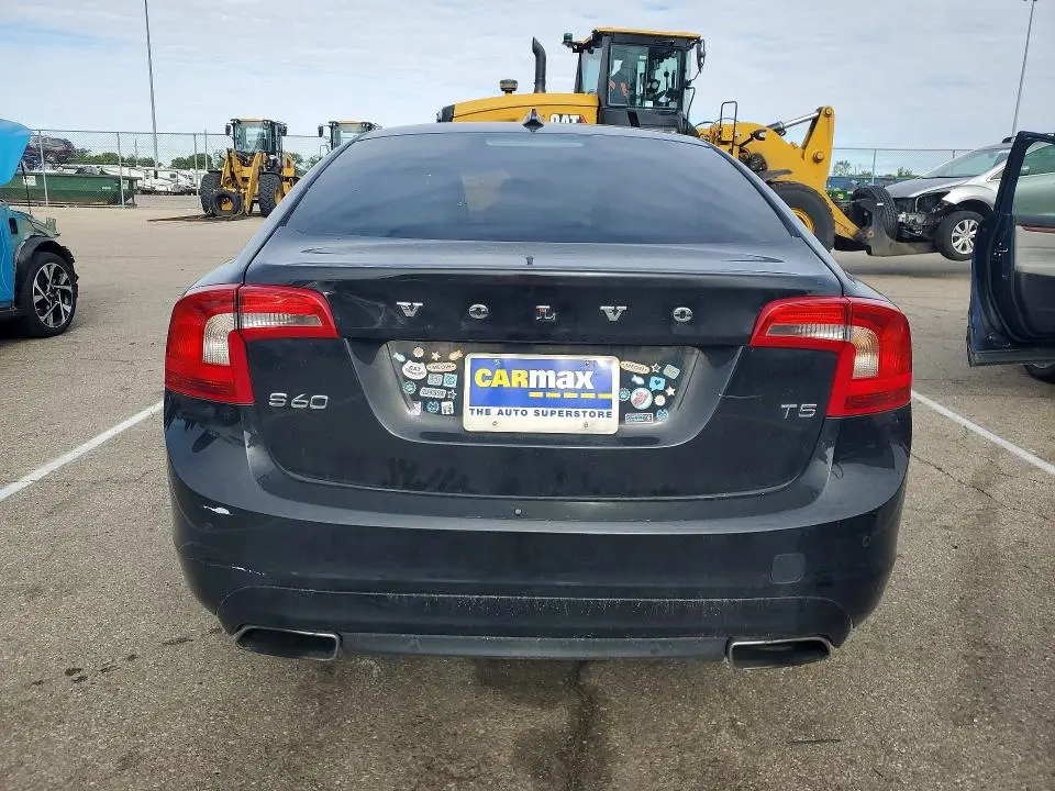 2014 VOLVO S60 T5  