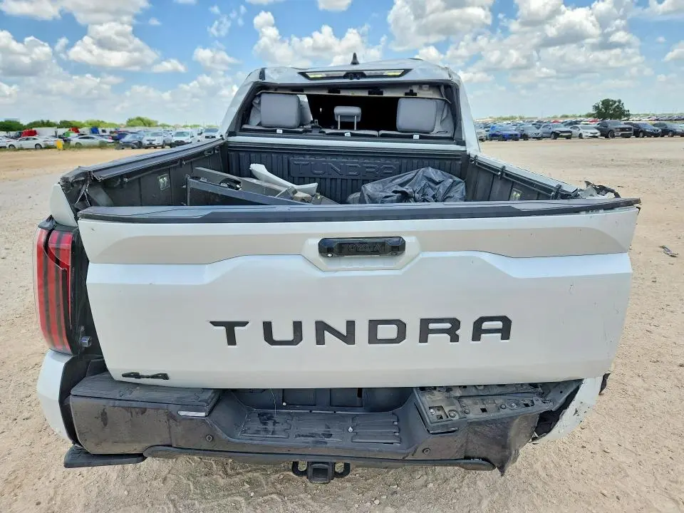 2025 TOYOTA TUNDRA LIMITED  