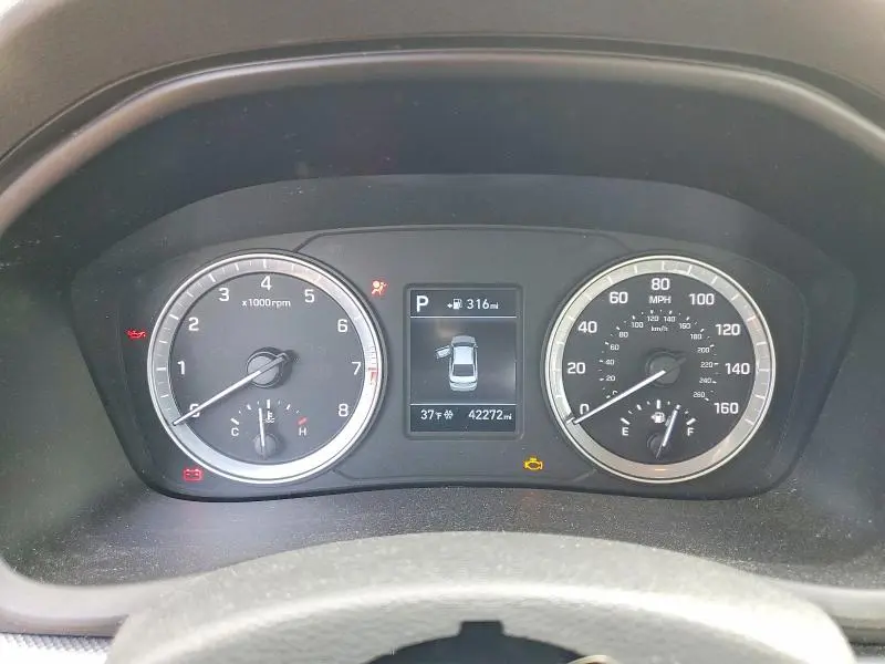2019 HYUNDAI SONATA SE  