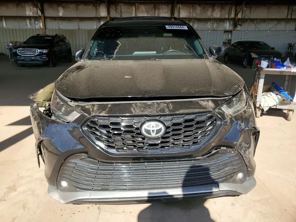 2021 TOYOTA HIGHLANDER XSE  