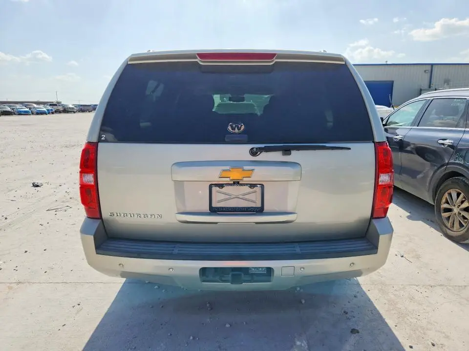 2014 CHEVROLET SUBURBAN C1500  