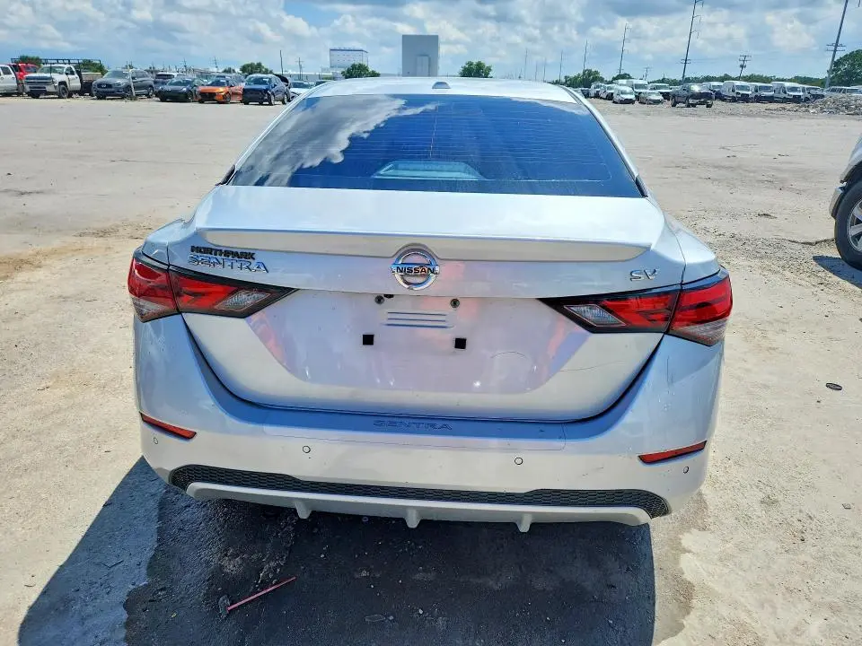 2023 NISSAN SENTRA SV  