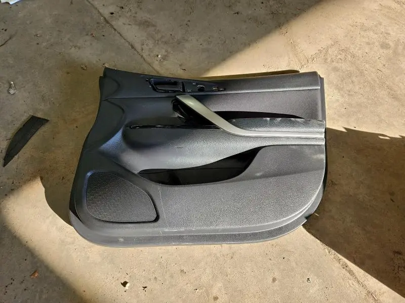 2019 MITSUBISHI ECLIPSE CROSS LE  