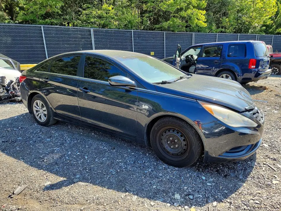 2013 HYUNDAI SONATA GLS  