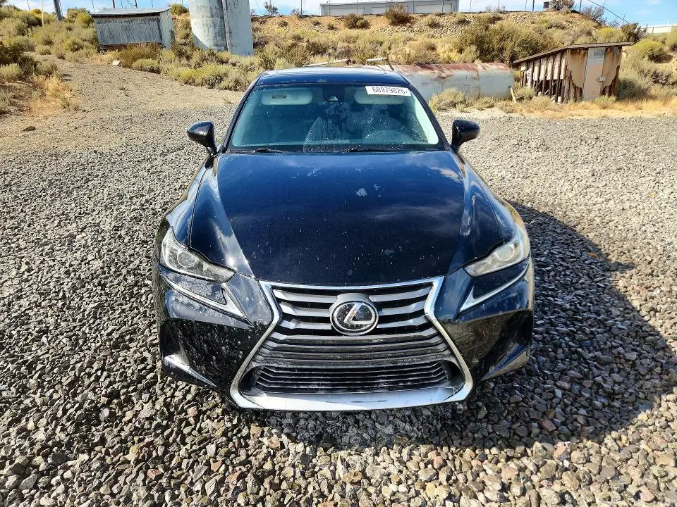 2017 LEXUS IS 200T  