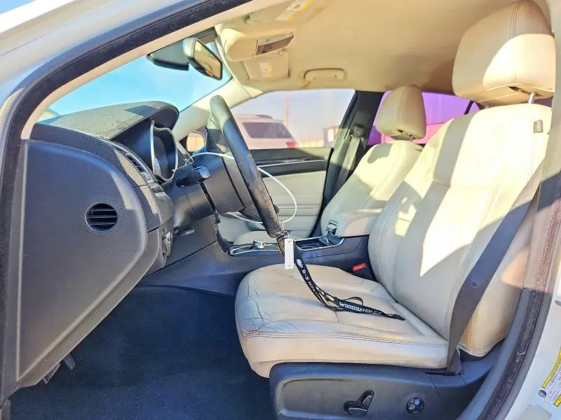 2015 CHRYSLER 300 LIMITED  