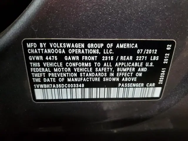 2013 VOLKSWAGEN PASSAT SE  