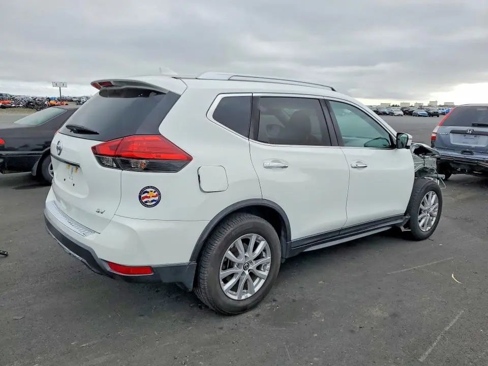2017 NISSAN ROGUE SV  