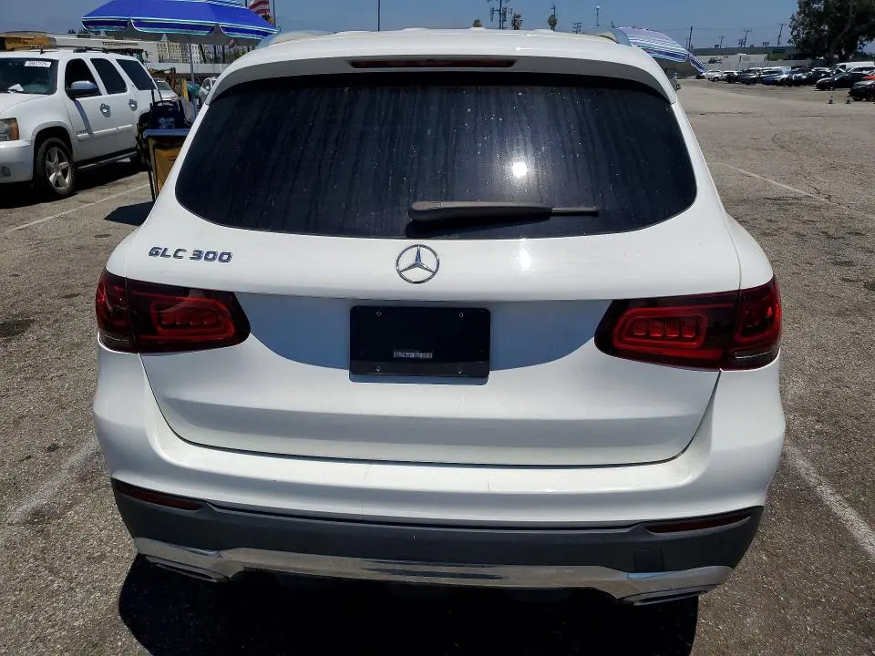 2020 MERCEDES-BENZ GLC 300  
