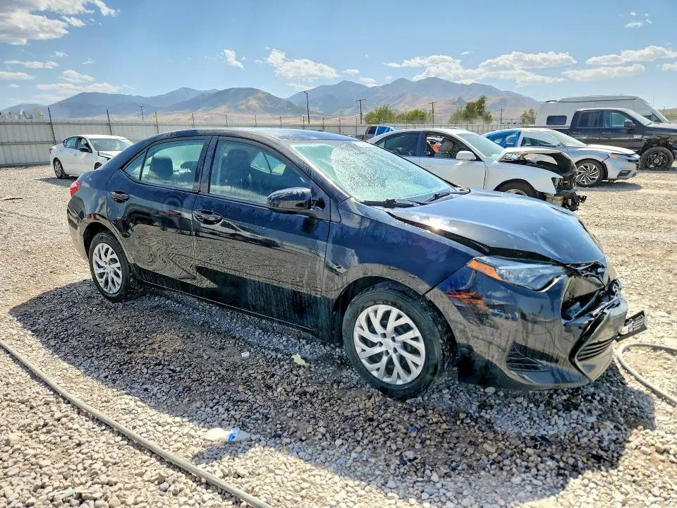 2018 TOYOTA COROLLA LE  