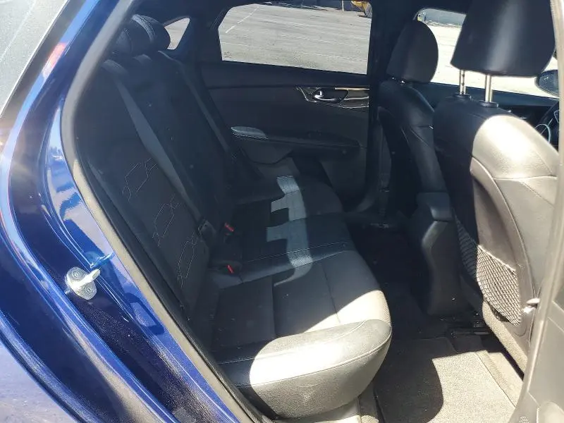 2020 KIA FORTE GT LINE  