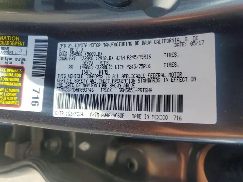 2017 TOYOTA TACOMA SR5 V6  