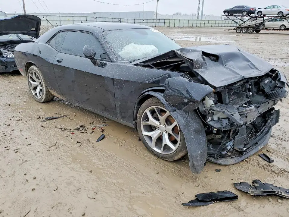 2015 DODGE CHALLENGER SXT PLUS  