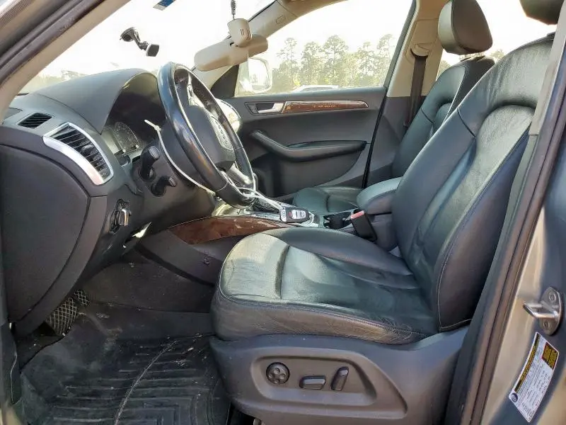 2010 AUDI Q5 PREMIUM PLUS  