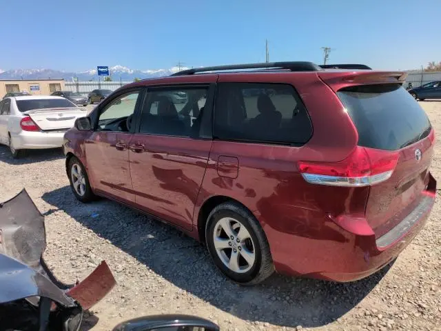 2011 TOYOTA SIENNA LE  