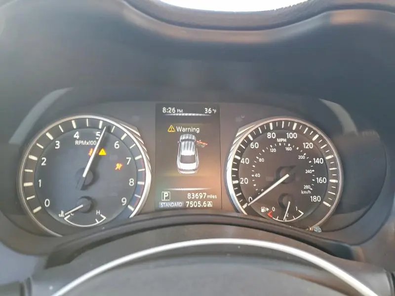 2018 INFINITI Q50 LUXE  