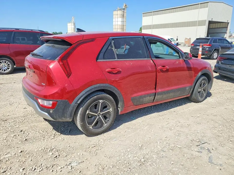 2023 KIA NIRO LX  