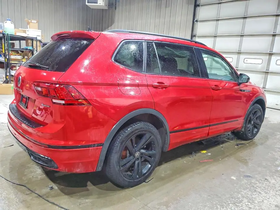 2024 VOLKSWAGEN TIGUAN SE R-LINE BLACK  