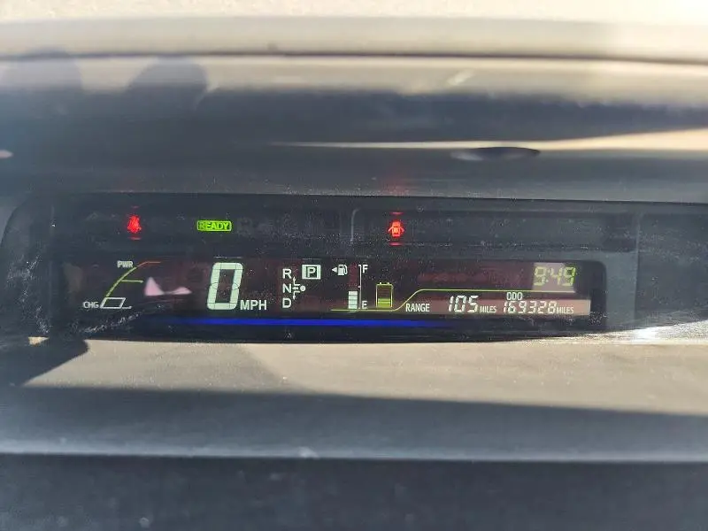 2014 TOYOTA PRIUS V TWO  