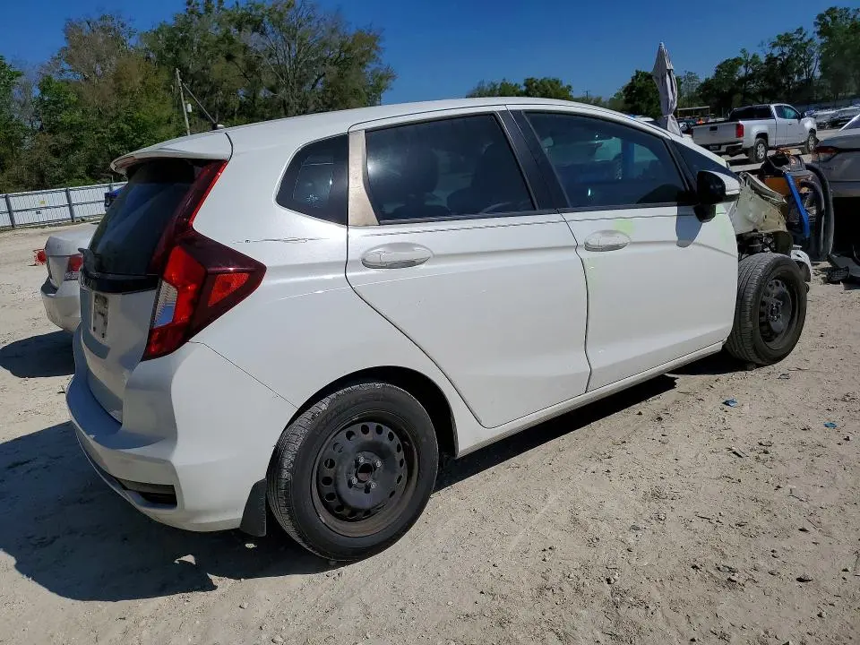 2018 HONDA FIT LX  