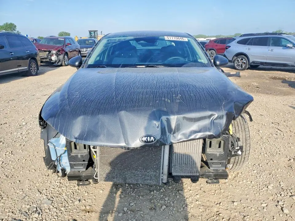 2021 KIA K5   
