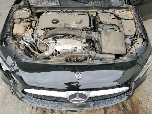 2019 MERCEDES-BENZ A 220  