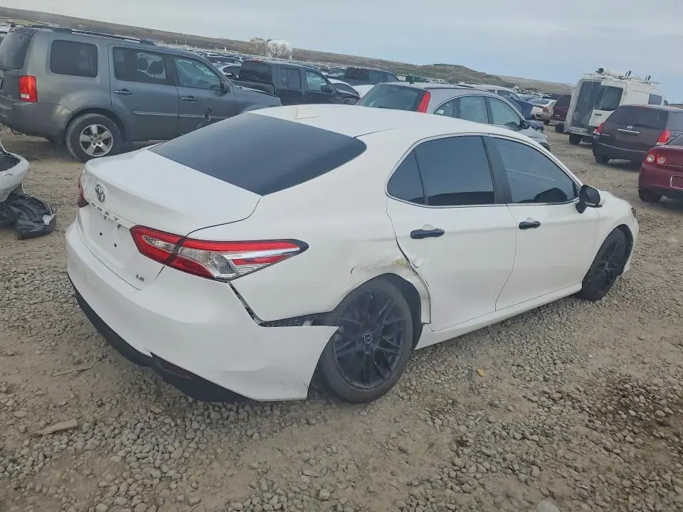 2019 TOYOTA CAMRY LE  