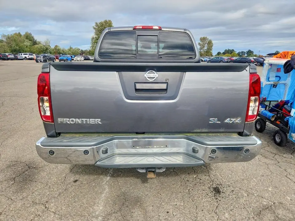 2019 NISSAN FRONTIER SL  