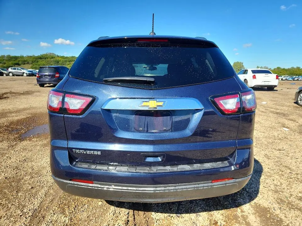 2017 CHEVROLET TRAVERSE LS  