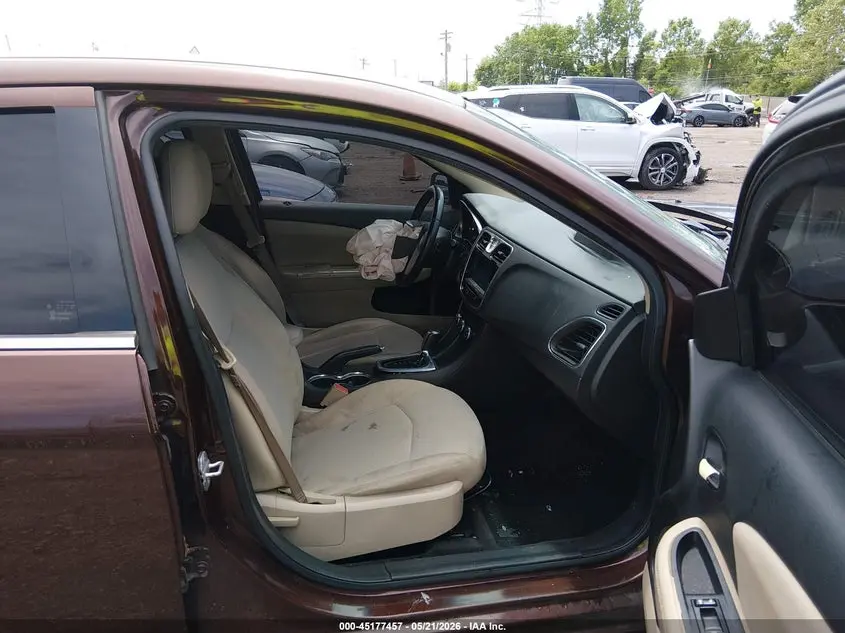 2013 CHRYSLER 200 TOURING